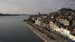 Nábřeží a město