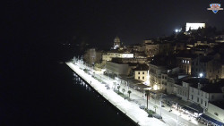 Nábřeží a město