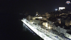 Nábřeží a město