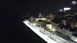 Nábřeží a město