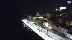 Nábřeží a město