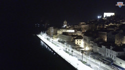 Nábřeží a město