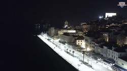 Nábřeží a město