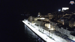 Nábřeží a město