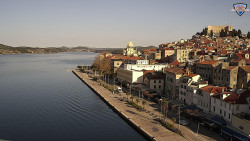 Nábřeží a město