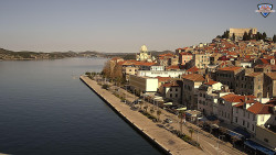 Nábřeží a město