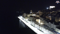 Nábřeží a město