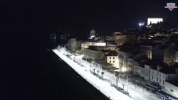 Nábřeží a město