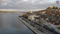 Nábřeží a město