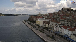 Nábřeží a město