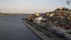 Nábřeží a město