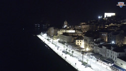 Nábřeží a město