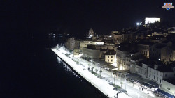 Nábřeží a město