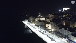 Nábřeží a město