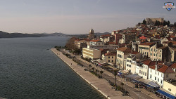 Nábřeží a město