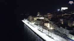 Nábřeží a město