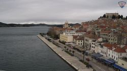 Nábřeží a město