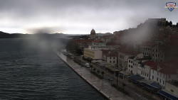 Nábřeží a město