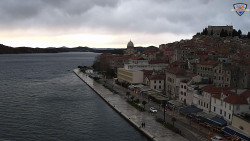 Nábřeží a město