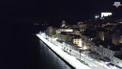 Nábřeží a město