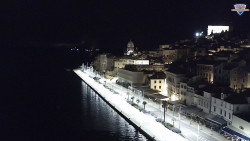 Nábřeží a město