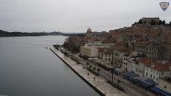 Nábřeží a město