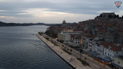 Nábřeží a město