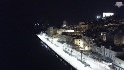 Nábřeží a město