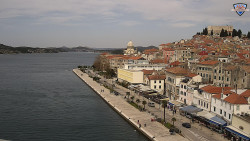 Nábřeží a město