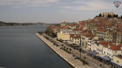 Nábřeží a město