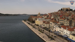 Nábřeží a město