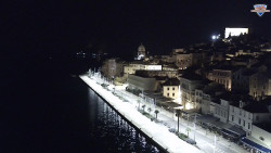 Nábřeží a město