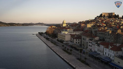 Nábřeží a město