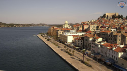 Nábřeží a město