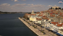 Nábřeží a město