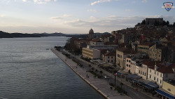 Nábřeží a město