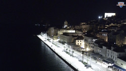 Nábřeží a město