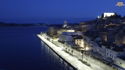 Nábřeží a město