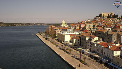 Nábřeží a město