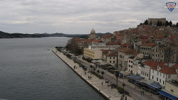 Nábřeží a město