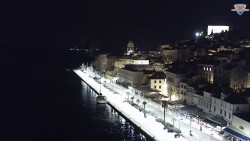 Nábřeží a město