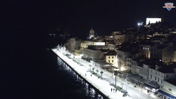 Nábřeží a město