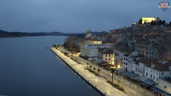 Nábřeží a město