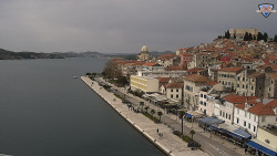 Nábřeží a město