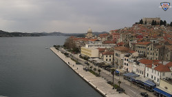 Nábřeží a město