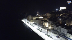 Nábřeží a město