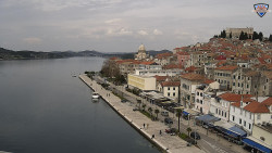 Nábřeží a město