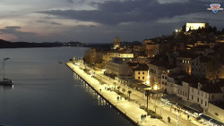 Nábřeží a město