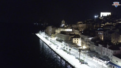 Nábřeží a město