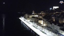 Nábřeží a město